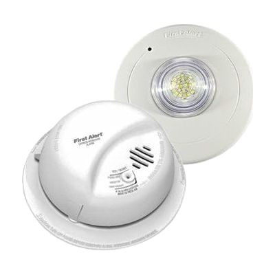 First Alert CO5120BN Hard-Wired Carbon Monoxide Alarm + SLED177 Strobe Light