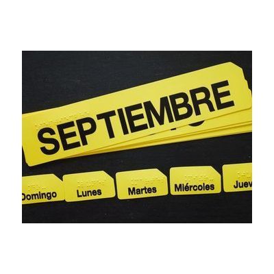 Classroom Calendar Kit months in spanish